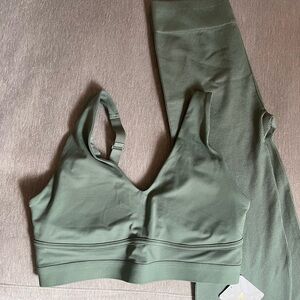 Fabletics Olive Sports Bra and Leggings Set